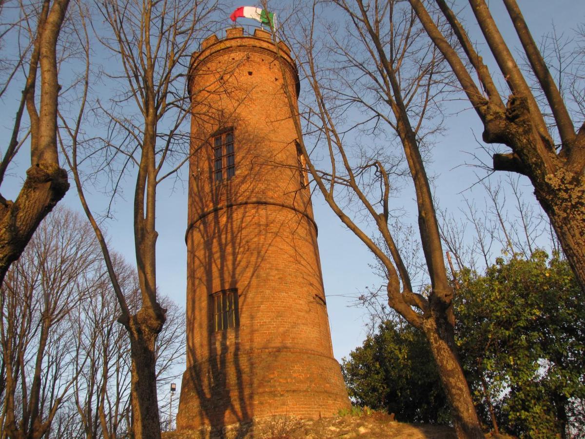 Alla Torre - Nel Cuore Del Borgo Storico Кастаньоле-Ланце Экстерьер фото